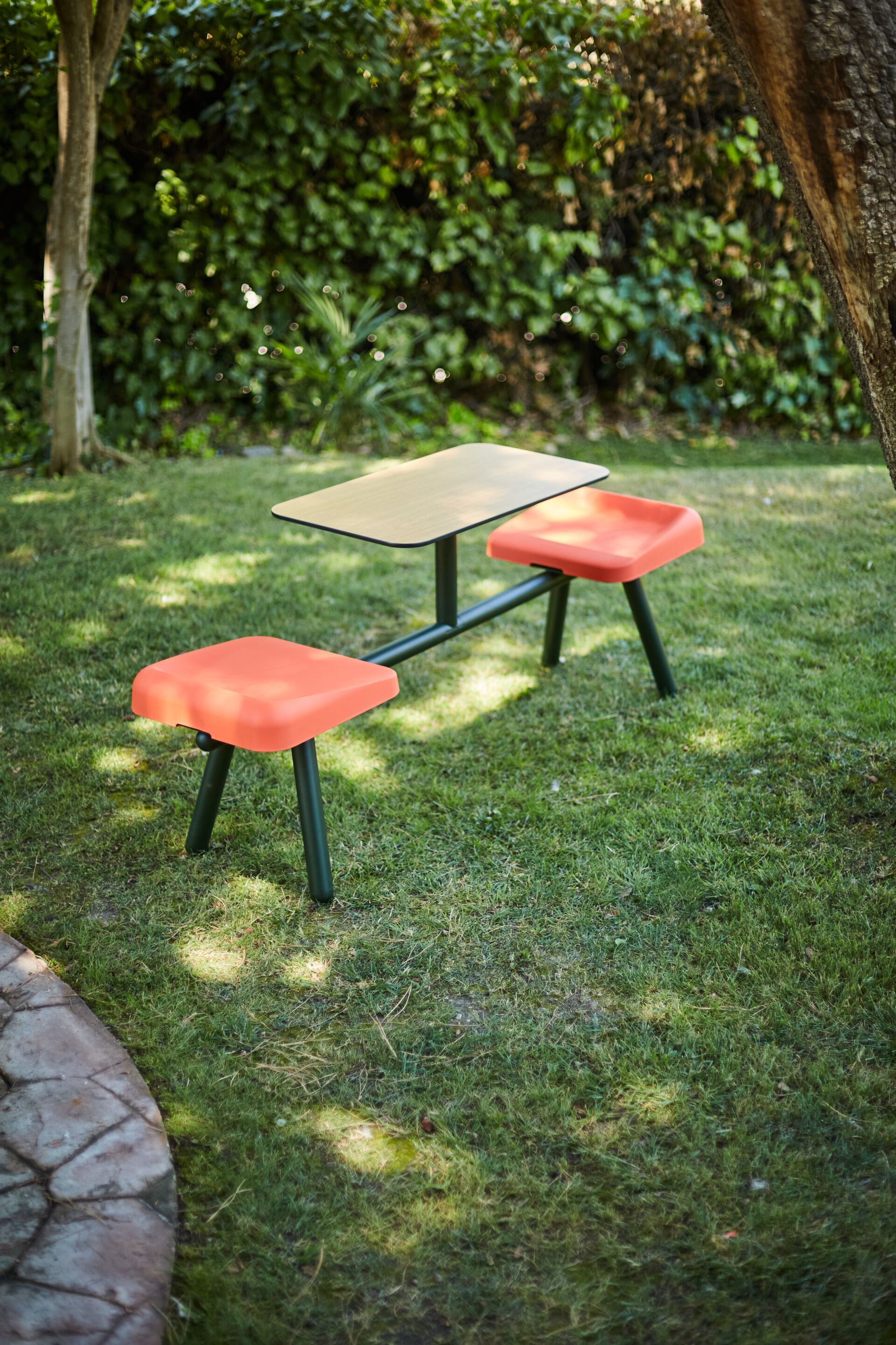 Polyurethane and wood monoblock canteen table with integrated seats Bõln Slim ARCH-00129228 - Вид №3