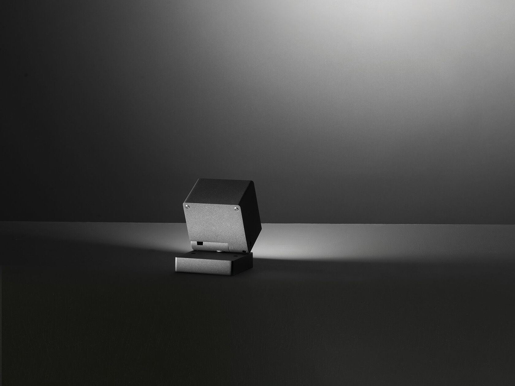 Алюминиевый регулируемый светодиодный наружный прожектор [LND] общие ARCH-00046638 - Вид №19