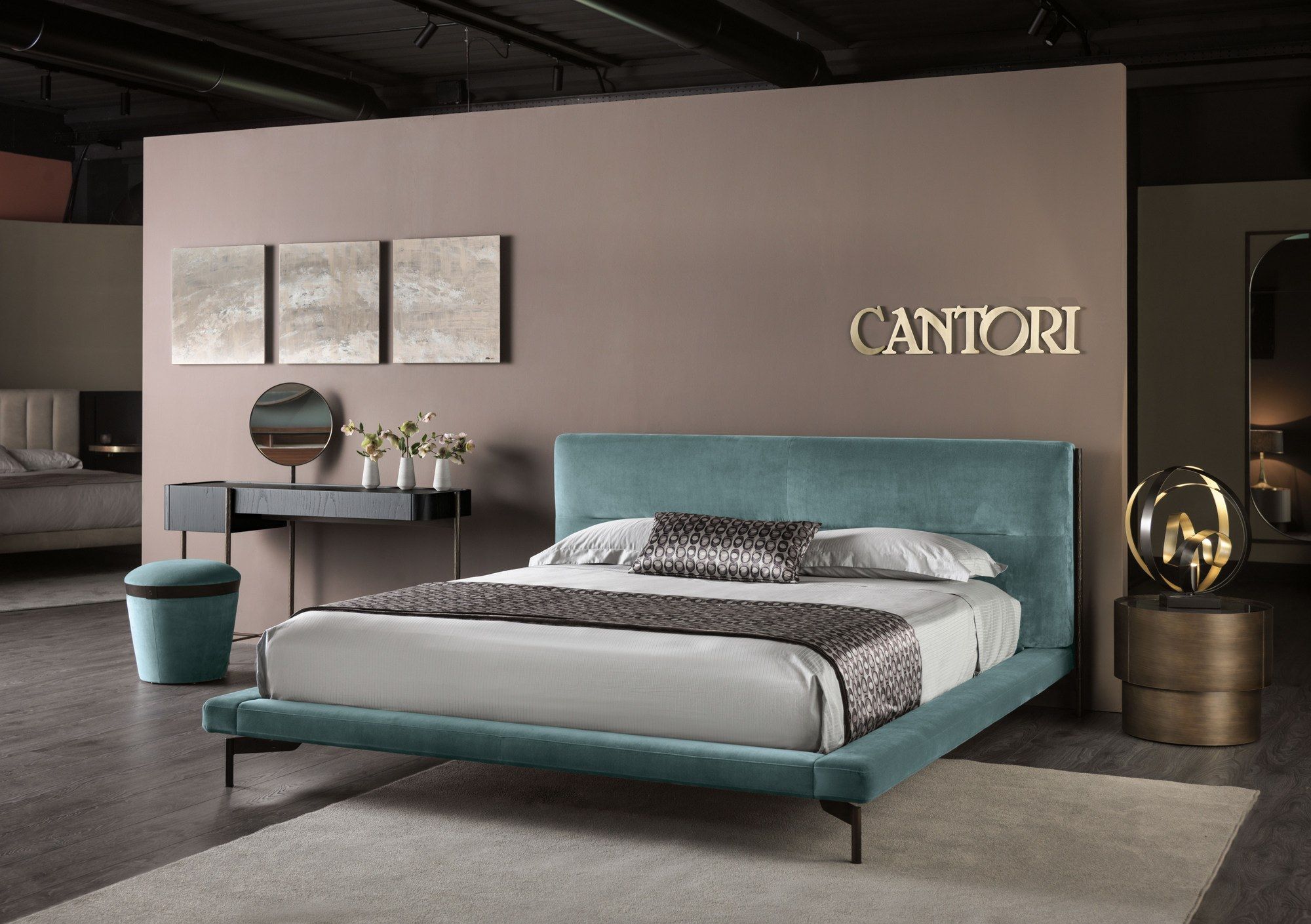 Бархатная кровать с мягким изголовьем Cantori SHANGHAI ARCH-00035120 - Вид №4