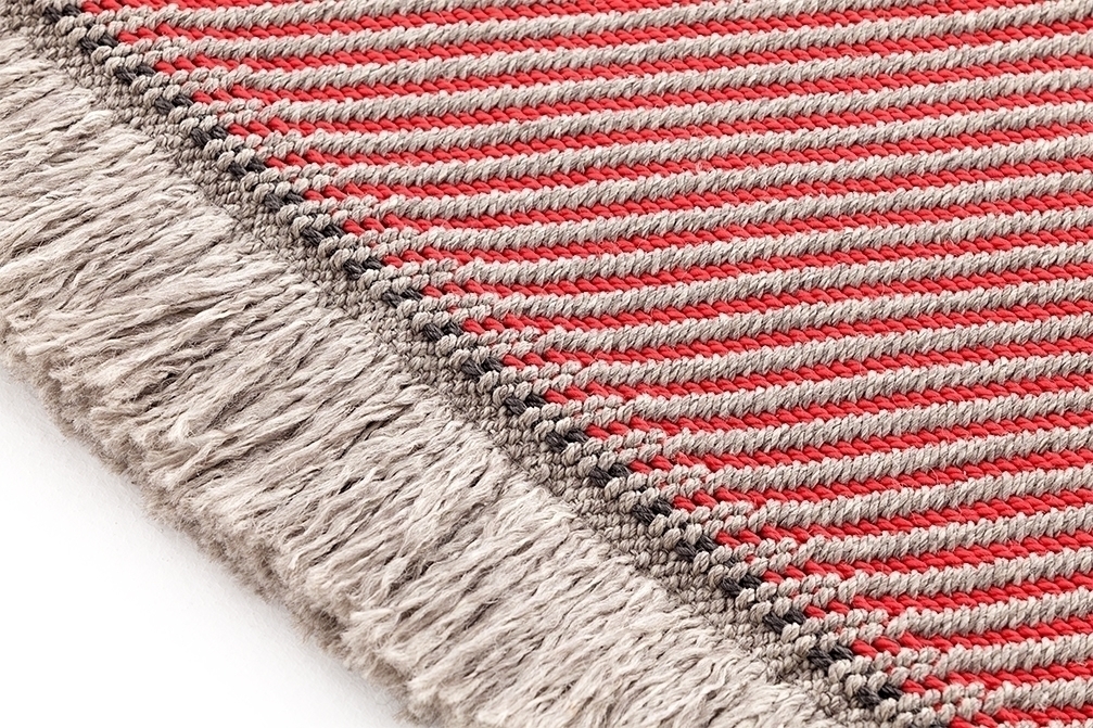 070788 Подушка GL Diagonal almond-red 70x70 GAN Garden Layers - Вид №1