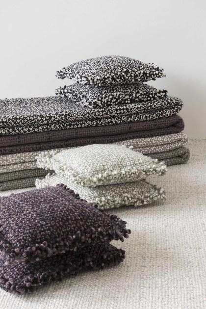 GAN Квадратная подушка из шерсти Waan sun-id-1509667 - Вид №1