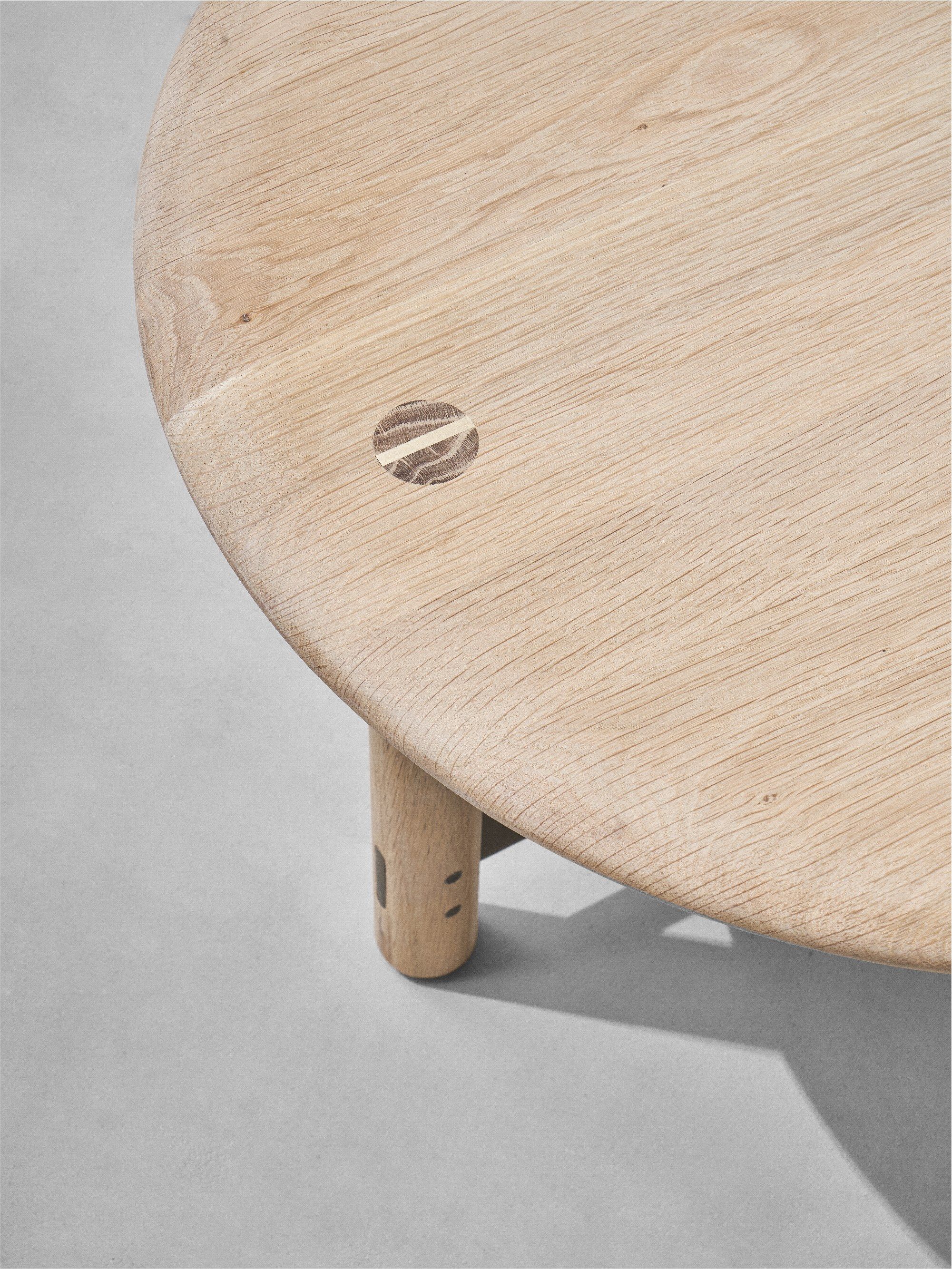 Круглый низкий журнальный столик из дуба District Eight Stilt ARCH-00024843 - Вид №4