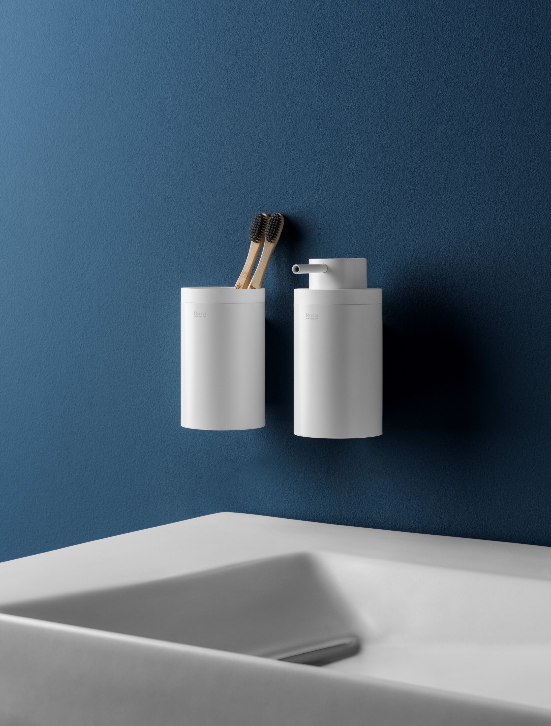Металлический настенный держатель зубной щетки Roca Hotels ARCH-00047234 - Вид №1
