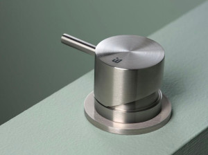 Пульт дистанционного управления из нержавеющей стали