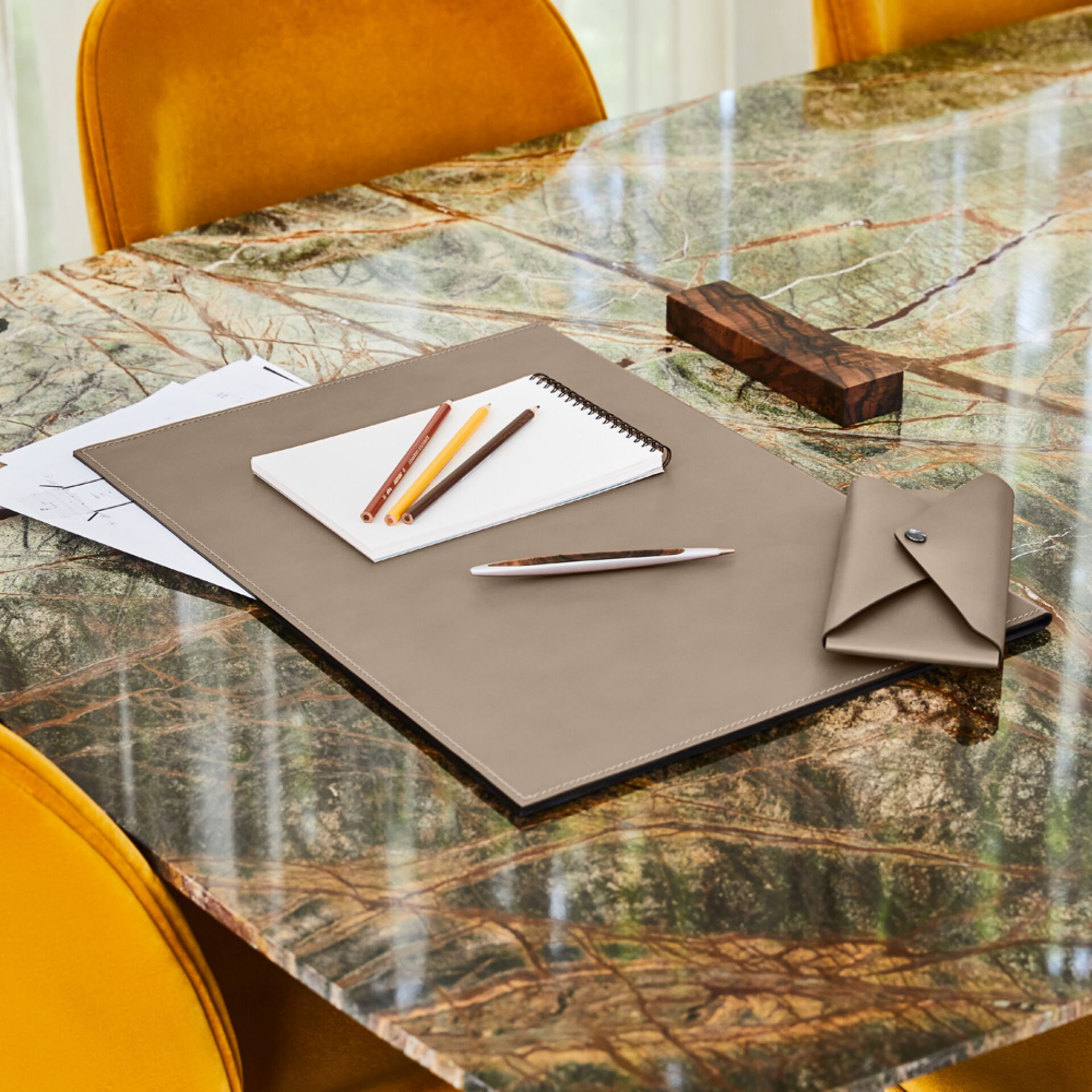 Подпушка из регенерированной кожи EGLOOH GEMINI ARCH-00153259 - Вид №44