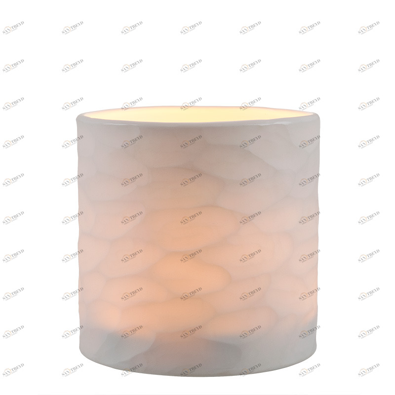 Подсвечник стеклянный нежно-белый Fontana M от Eichholtz EICHHOLTZ  246128 Бежевый 