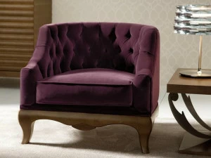 OPERA CONTEMPORARY Кресло из мягкой ткани с подлокотниками Margherita