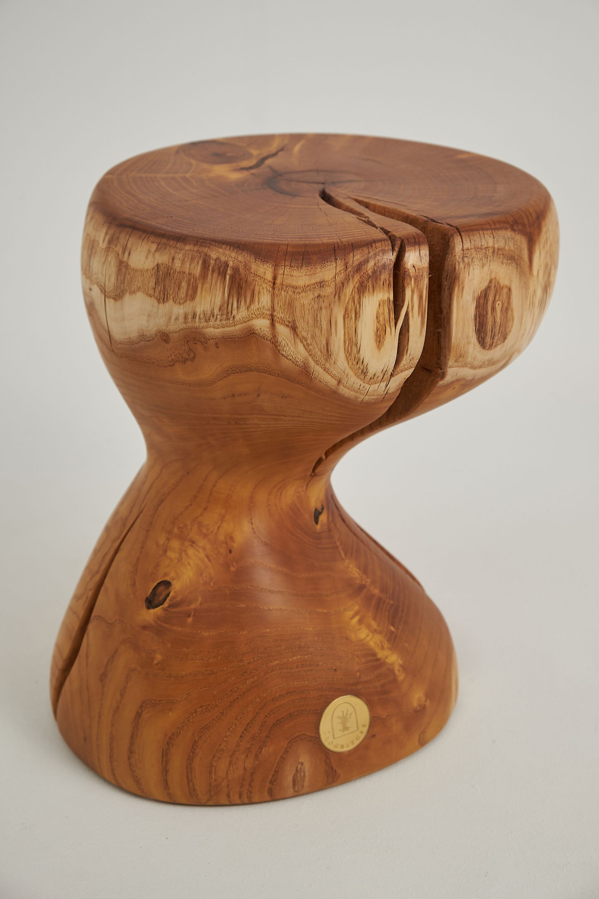 Журнальный столик из грецкого ореха Logniture Leszy ARCH-00107811 - Вид №2