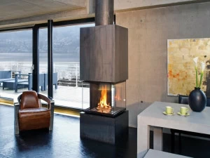 RÜEGG Дровяной стальной камин с панорамным остеклением Premium line
