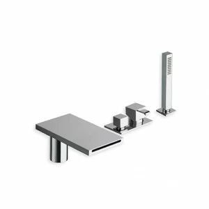 CRIQM181 Смеситель для ванны, монтируемый на палубе, на 4 отверстия, с переключателем, изливом, выдвижным ручным душем с защитой от известкового налета, FOLLOW ME и металлической пластиной - Свободный поток Cristina Rubinetterie