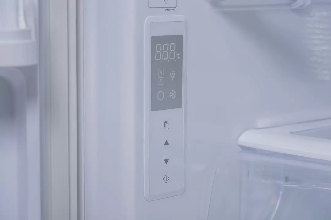 8199510 Холодильник многодверный   Sharp SJGX98PRD красный STDN-0095267 - Вид №5