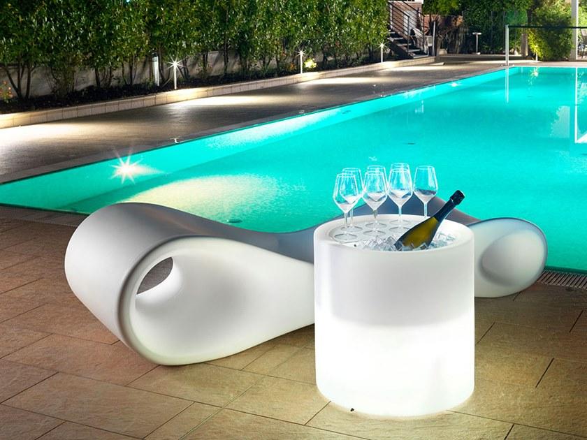 Lyxo Design Журнальный столик из яркого полиэтилена с ведерком для льда Home fitting Ta330-uor550  - Вид №2