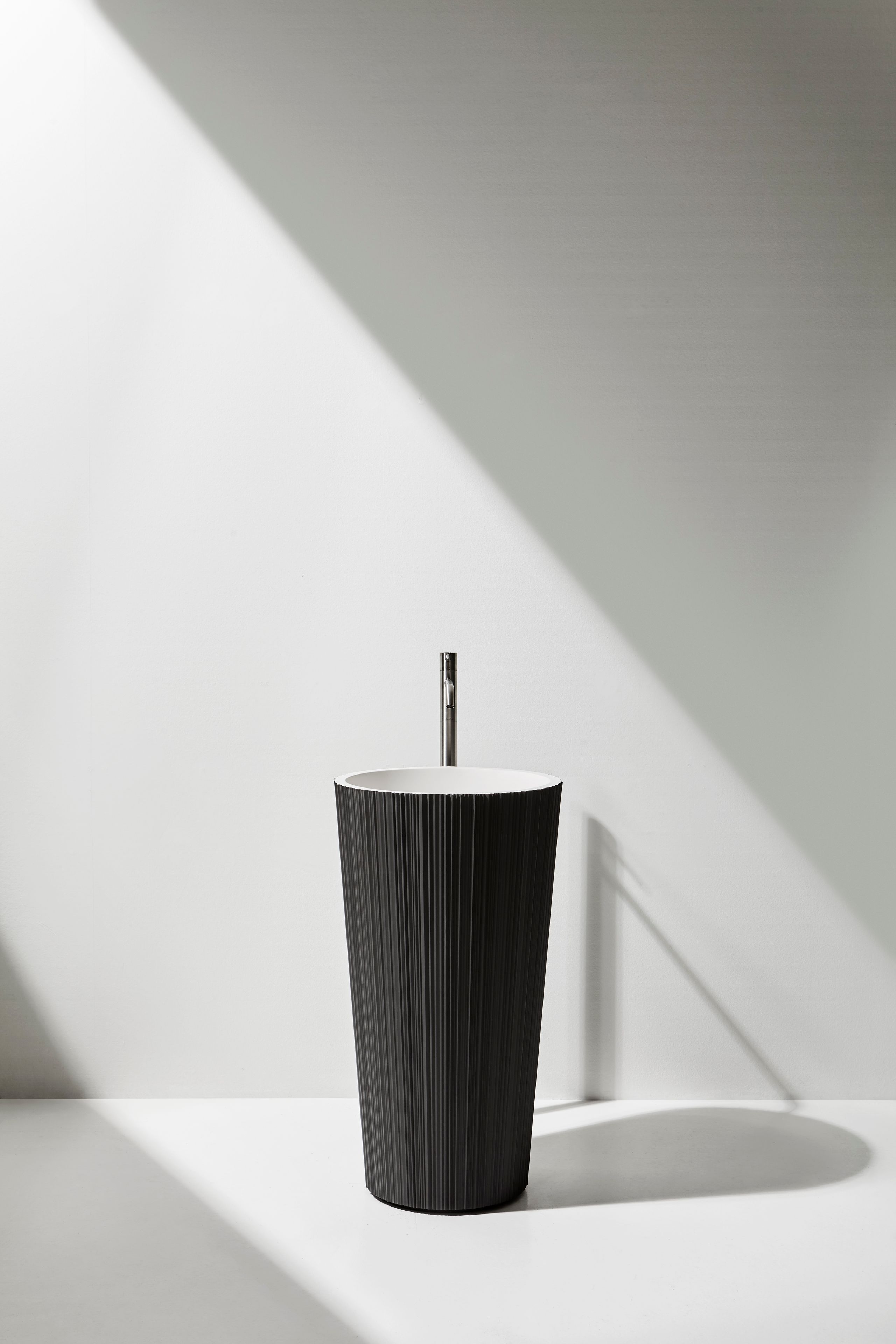 Круглый отдельно стоящий умывальник Antoniolupi PLISSÈ ARCH-00131604 - Вид №8