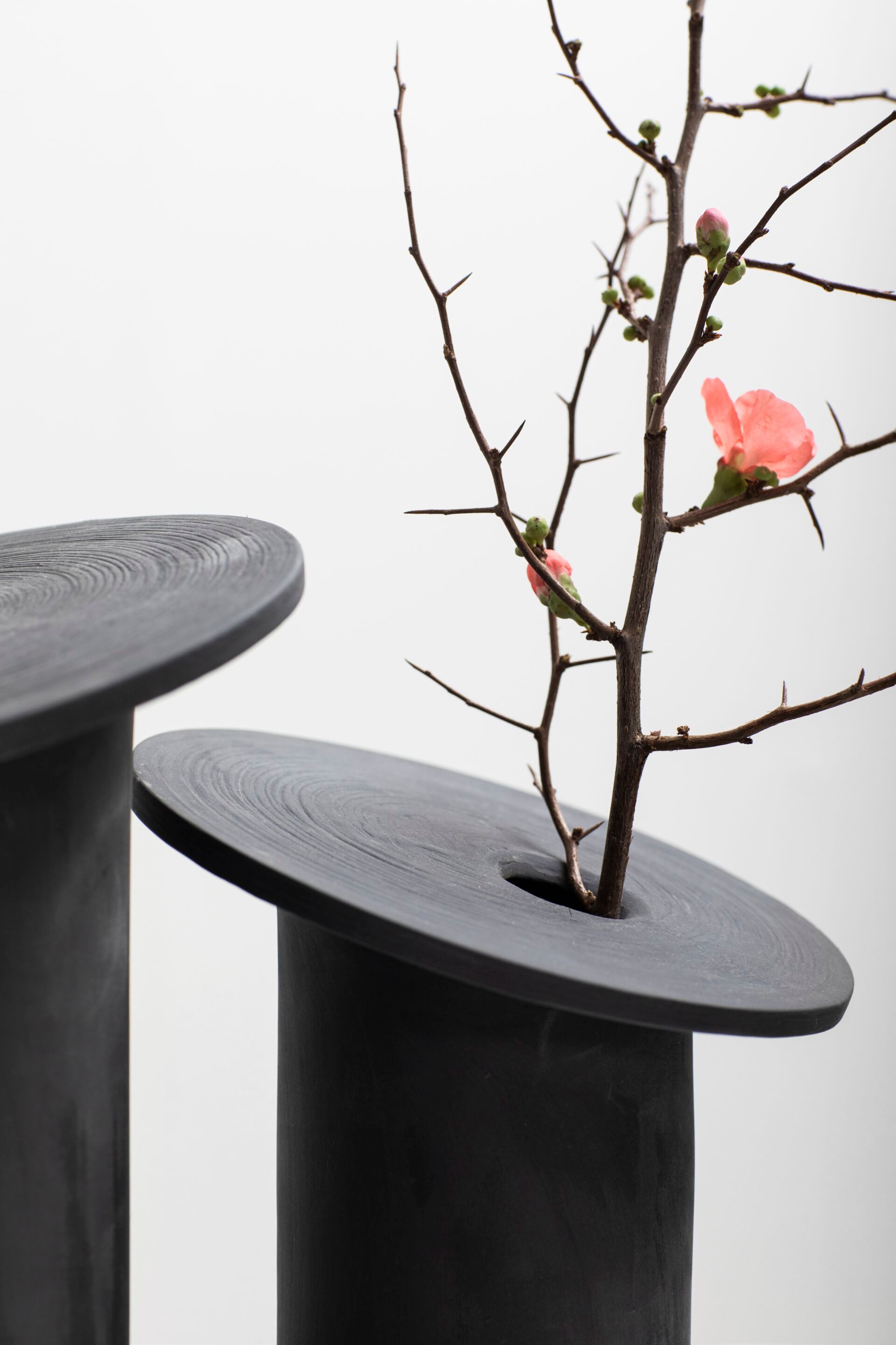 Круглая керамическая ваза Serax Balancing vases ARCH-00014215 - Вид №1