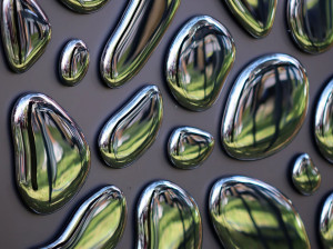 Декоративный предмет из зеркального стекла