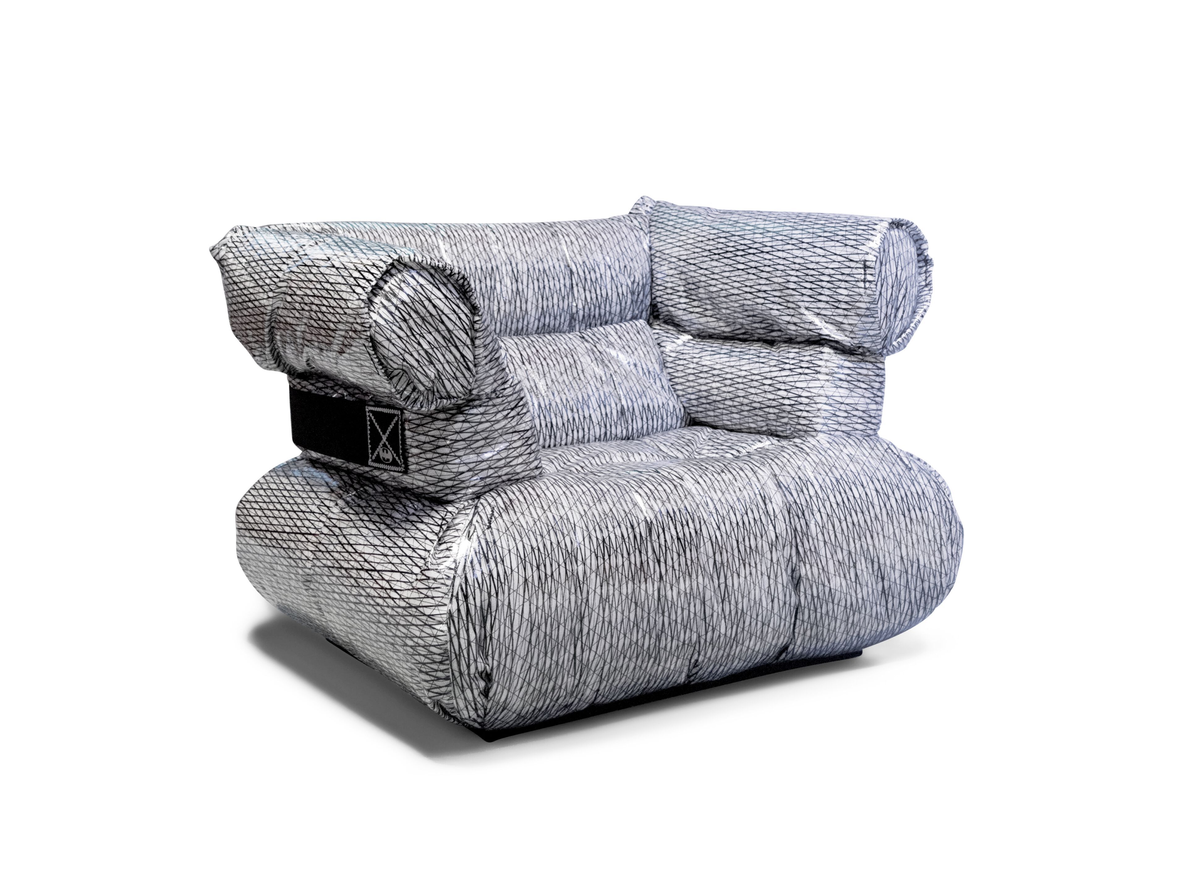 Тканевое кресло с подлокотниками Formitalia The Joker Capsule ARCH-00070825