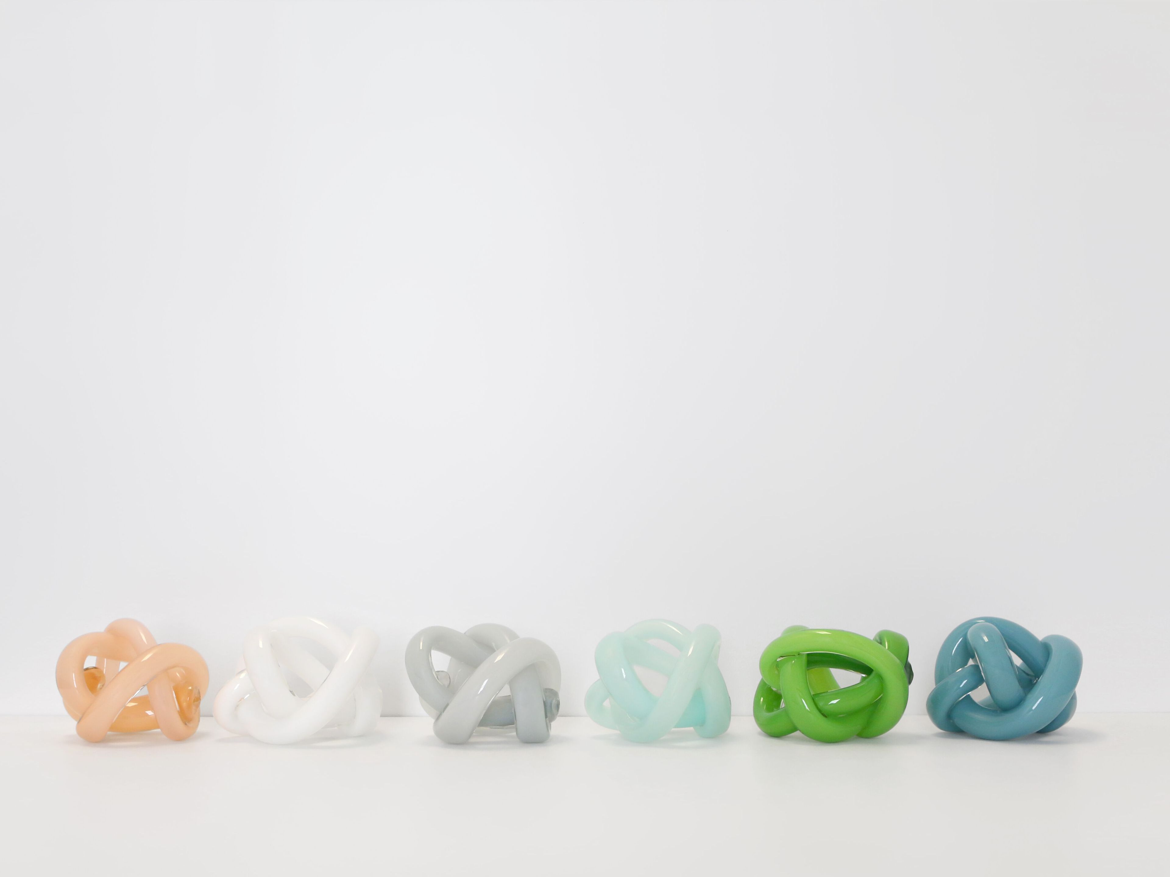 Безделушка из дутого стекла SkLO Wrap ARCH-00101901 - Вид №3