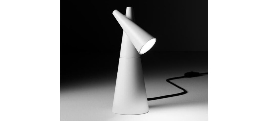 005042 Настольная лампа Estiluz Cornet - Вид №1