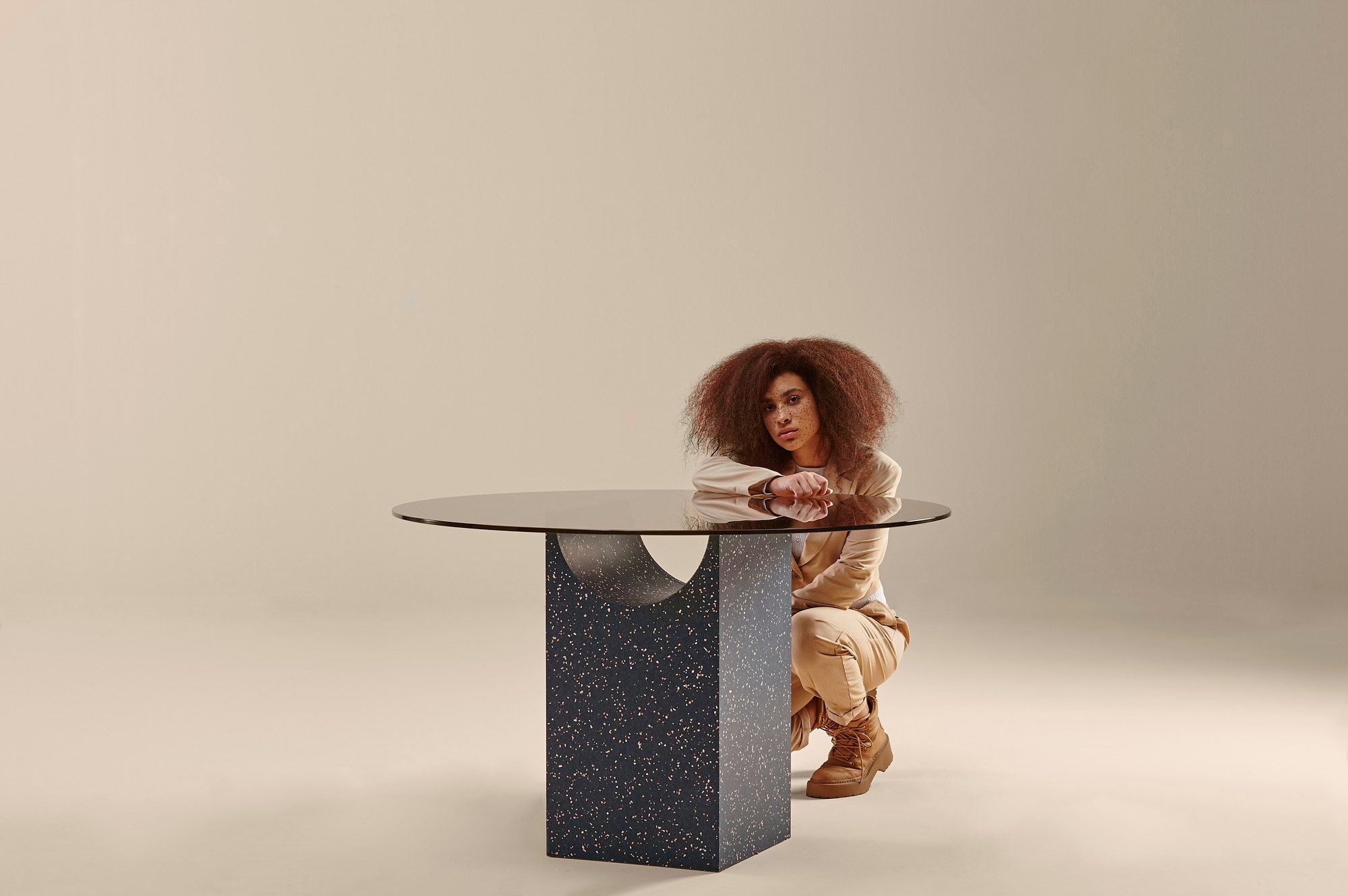 Круглый стол со стеклянной столешницей и основанием IQ Surface SANCAL Vestige ARCH-00076775 - Вид №4