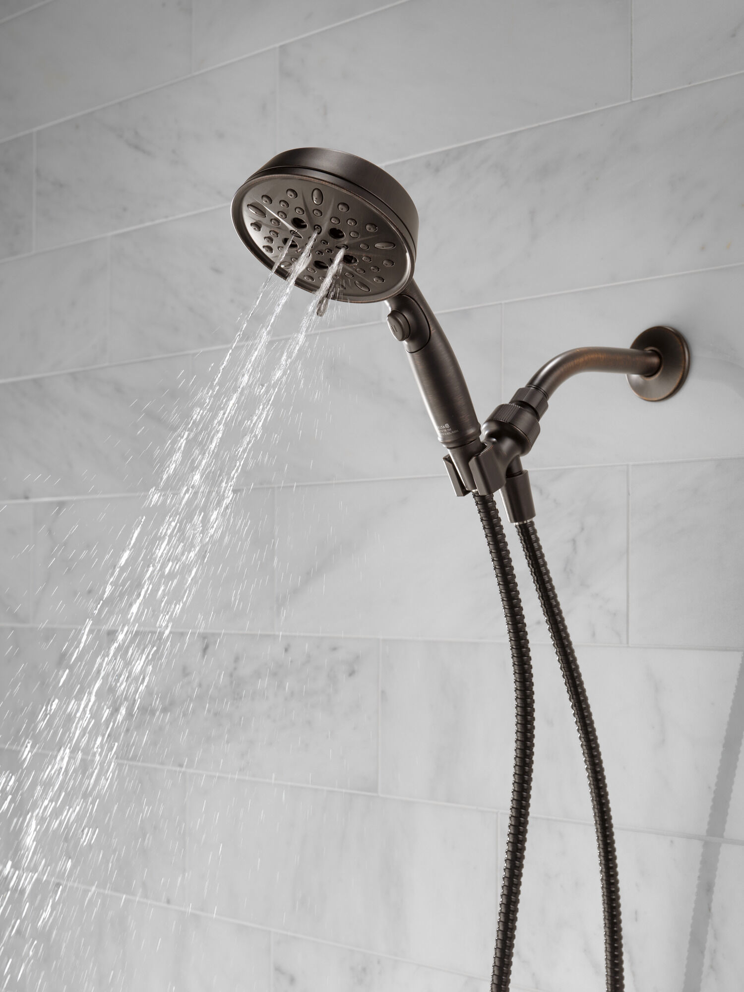 Ручной душ H2O 1,75 галлона в минуту, 7 режимов Delta Faucet 75723RB - Вид №5