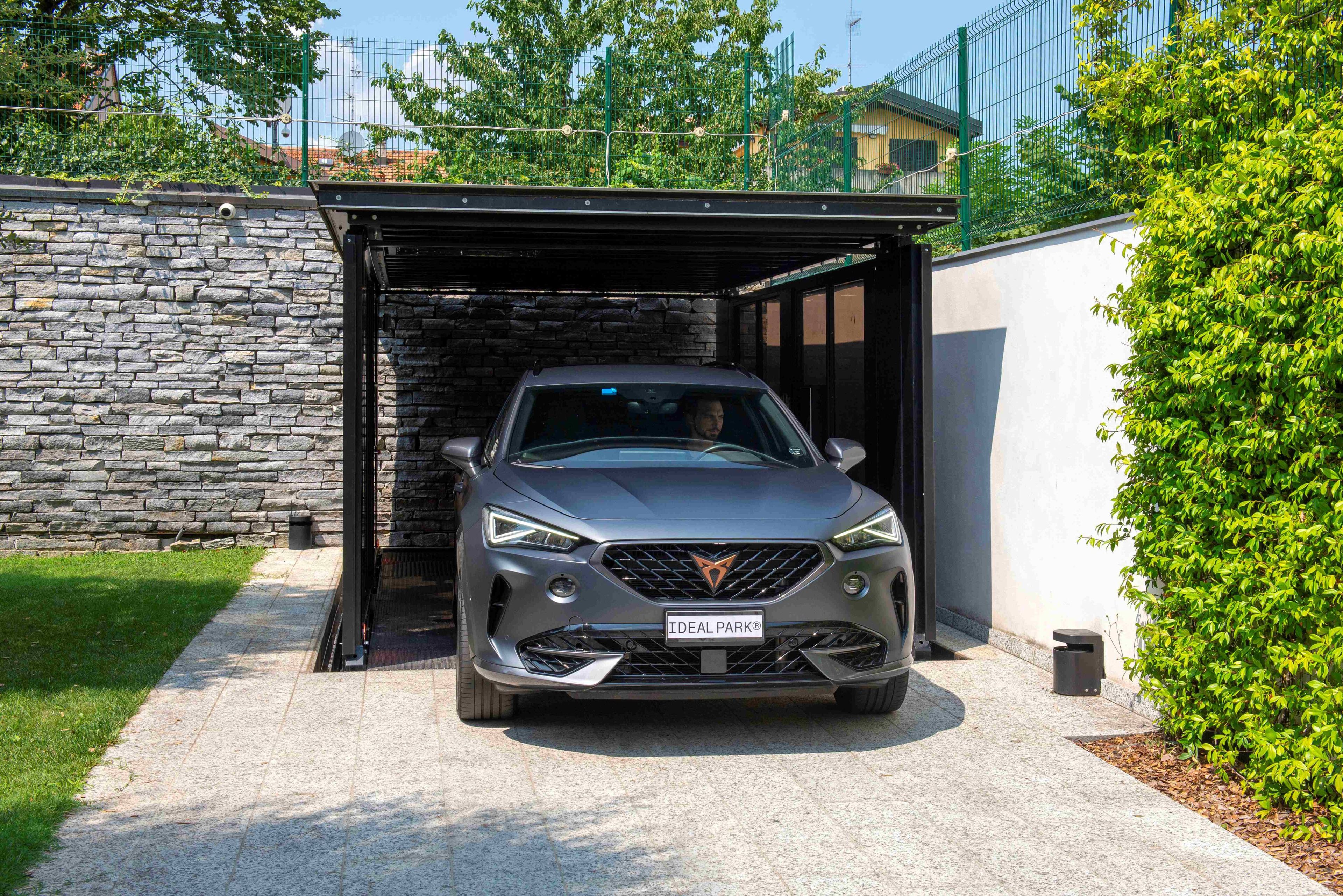 Автомобильный лифт с человеком на борту IDEALPARK ARCH-00143091 - Вид №12