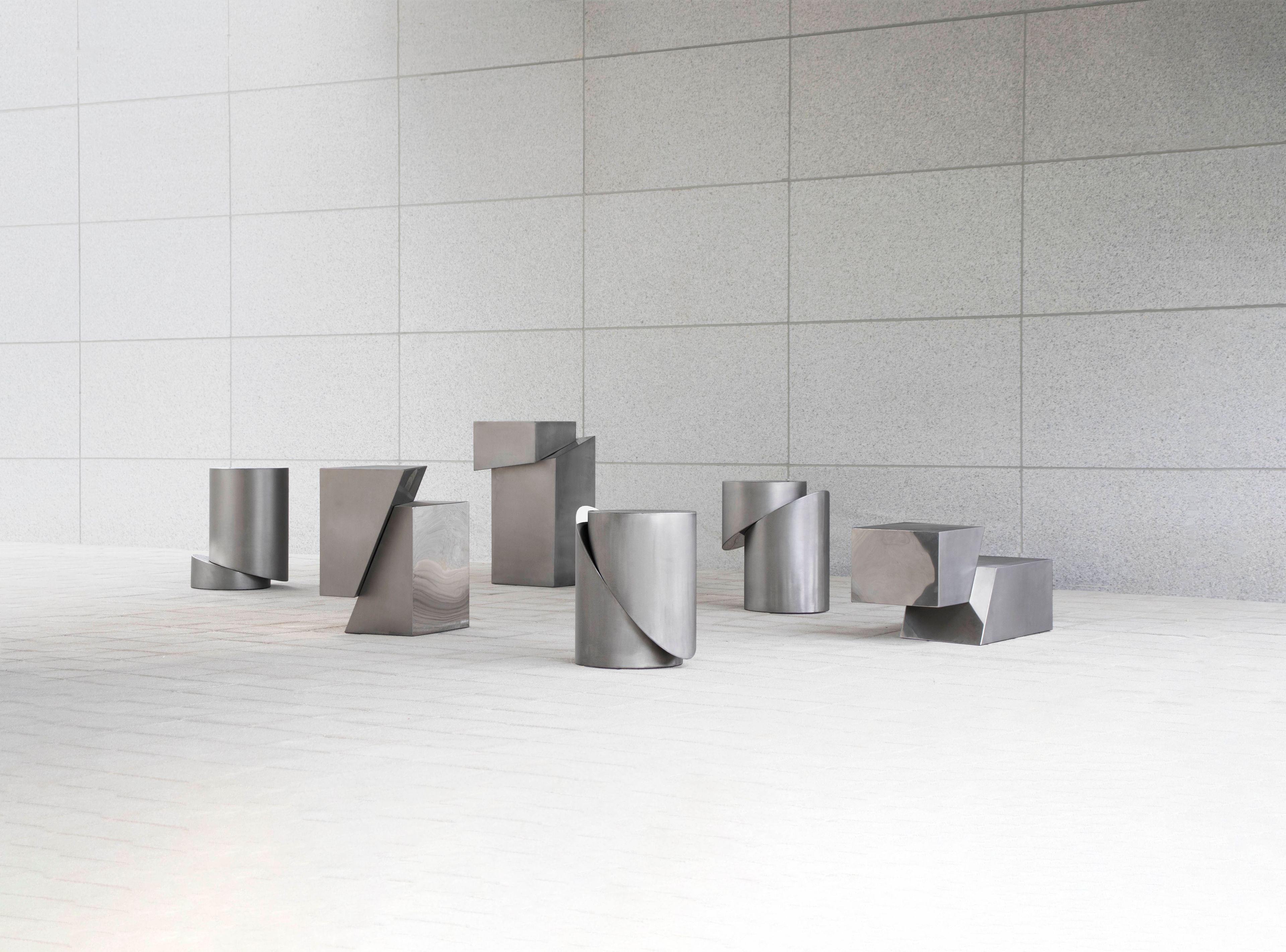 Низкий журнальный столик из нержавеющей стали Movimento Gallery SLICE ARCH-00034594 - Вид №1