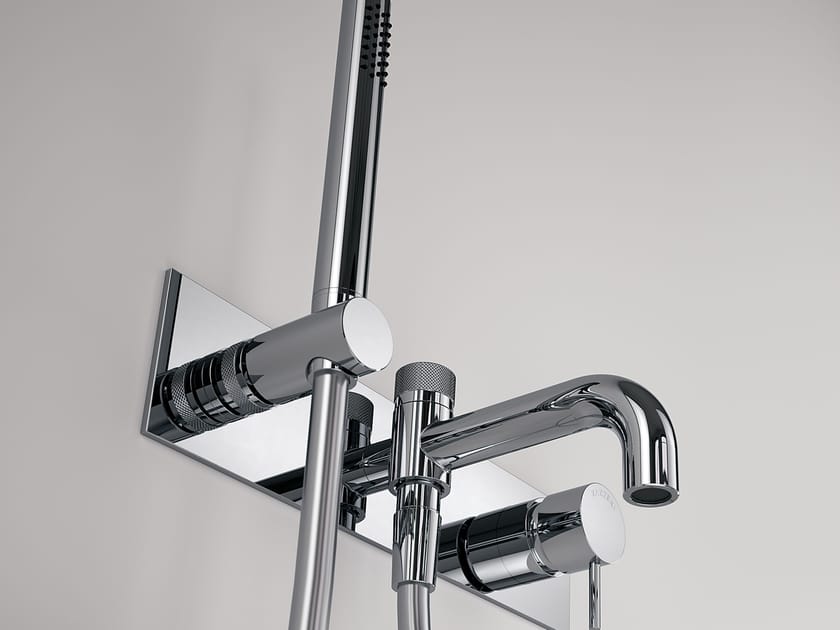 Настенный смеситель для ванны с ручным душем Zazzeri способ ARCH-00145286
