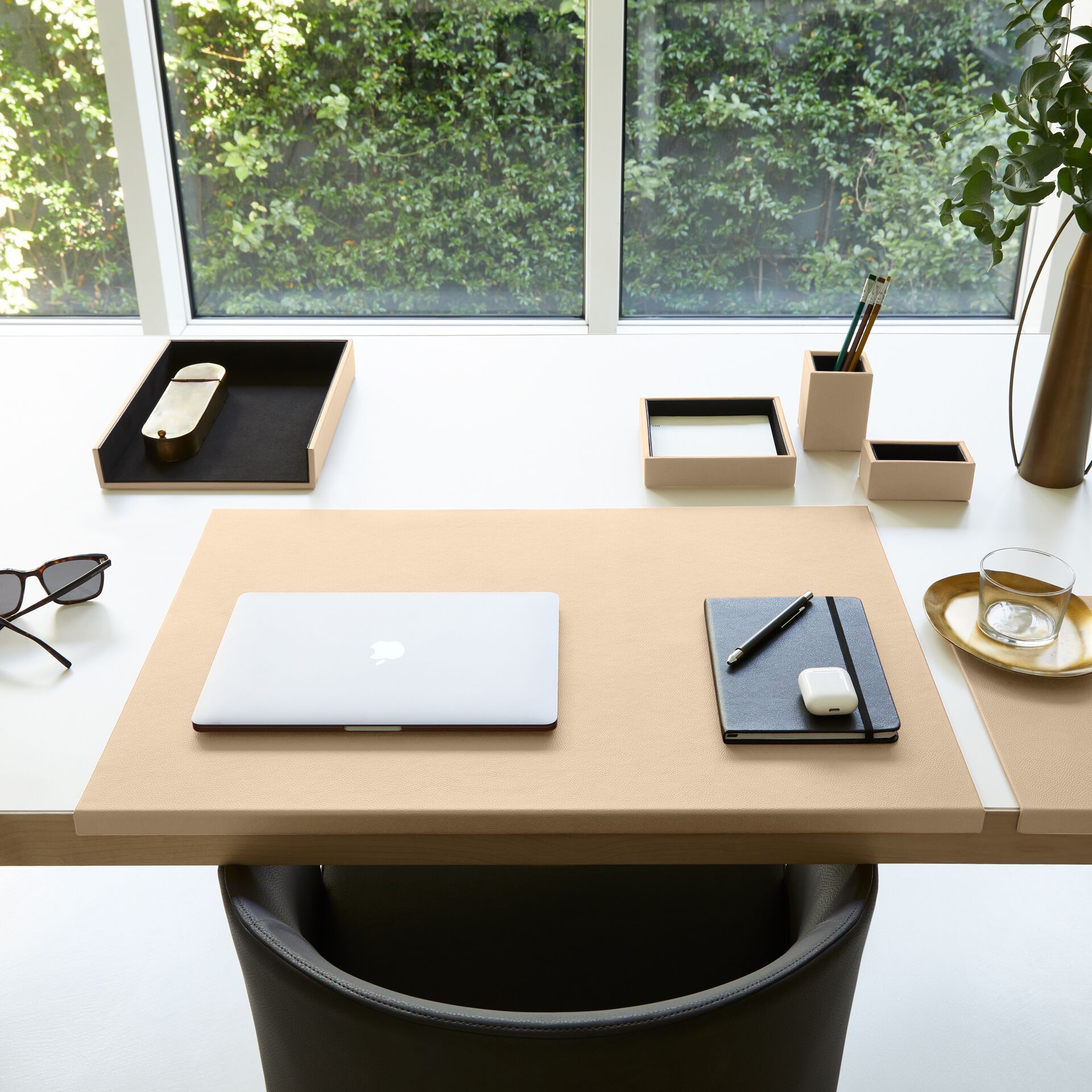 Кожаный чехол EGLOOH Adamantis ARCH-00064469 - Вид №33