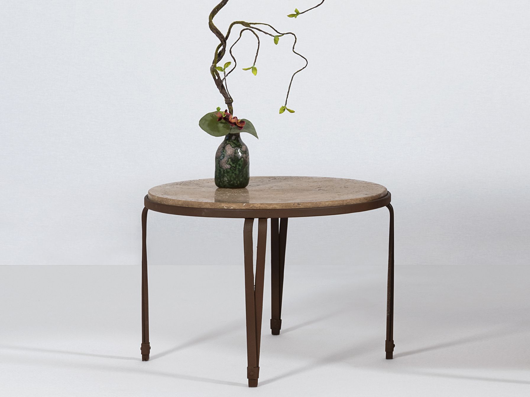 Травертин круглый садовый столик OFFICINACIANI ARCH-00121779