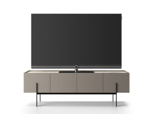 Деревянный шкаф с ящиками