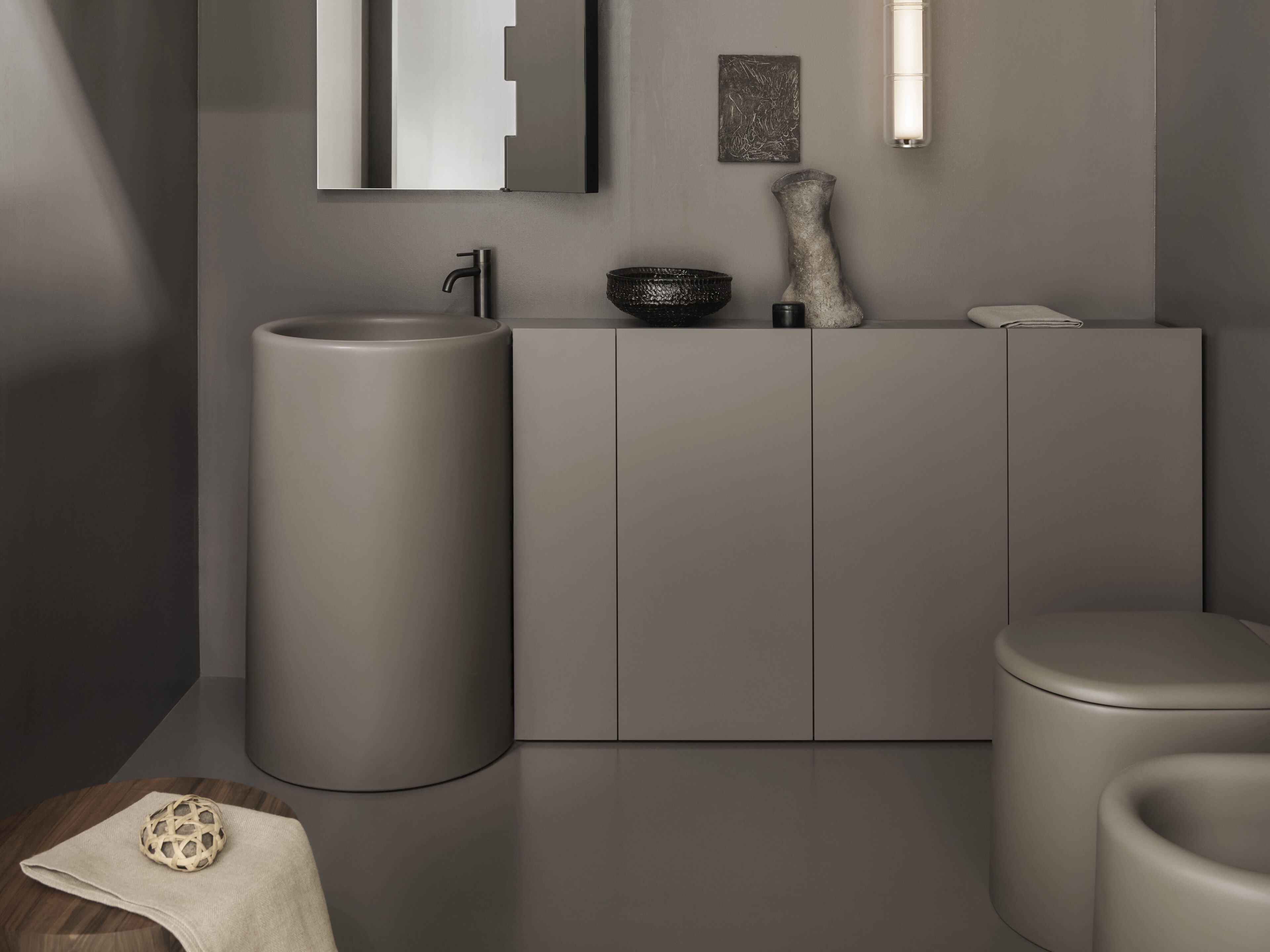 Отдельно стоящий круглый умывальник с наземным шкафом Ceramica Cielo Итака ARCH-00071565