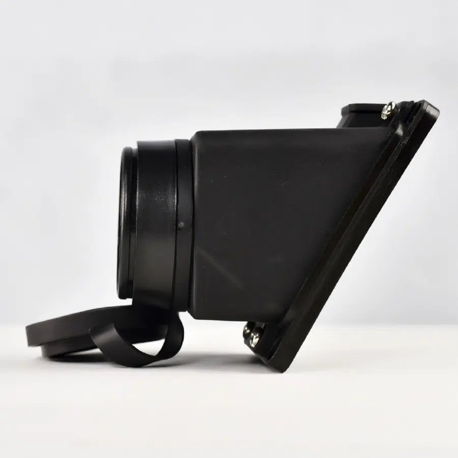 Розетка наружной установки накл. с заглушкой 2Р+РЕ 1х16А 220-240V черный LEZARD 106-0400-0104 - Вид №4