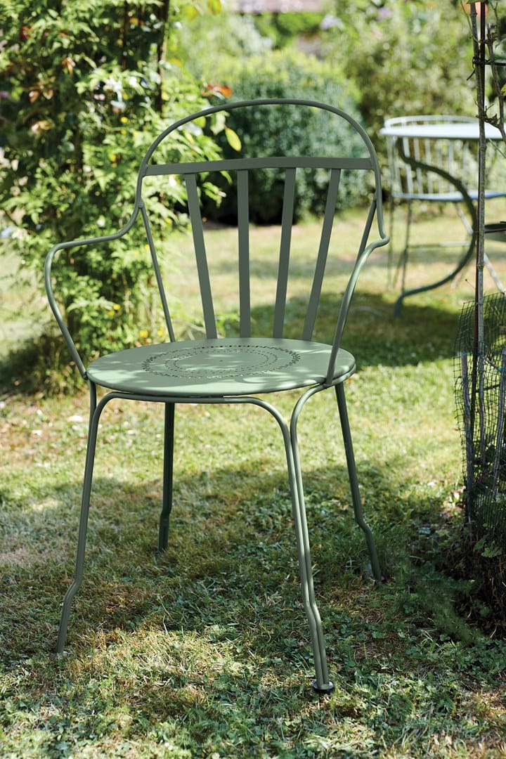 Стальной штабелируемый садовый стул с подлокотниками Fermob LOUVRE ARCH-00097900 - Вид №1