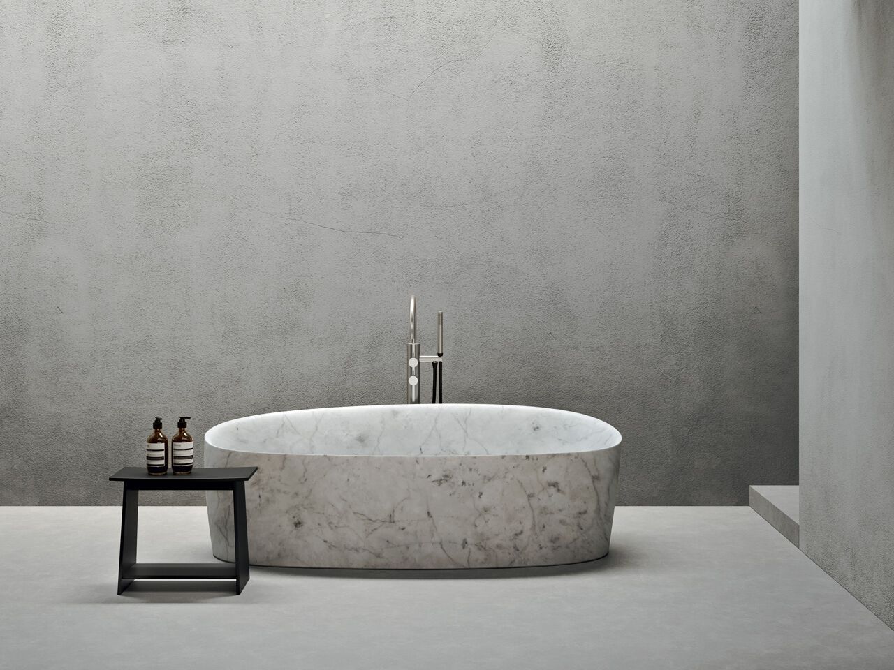 Мраморная ванна в центре комнаты Rexa LUNI ARCH-00127746