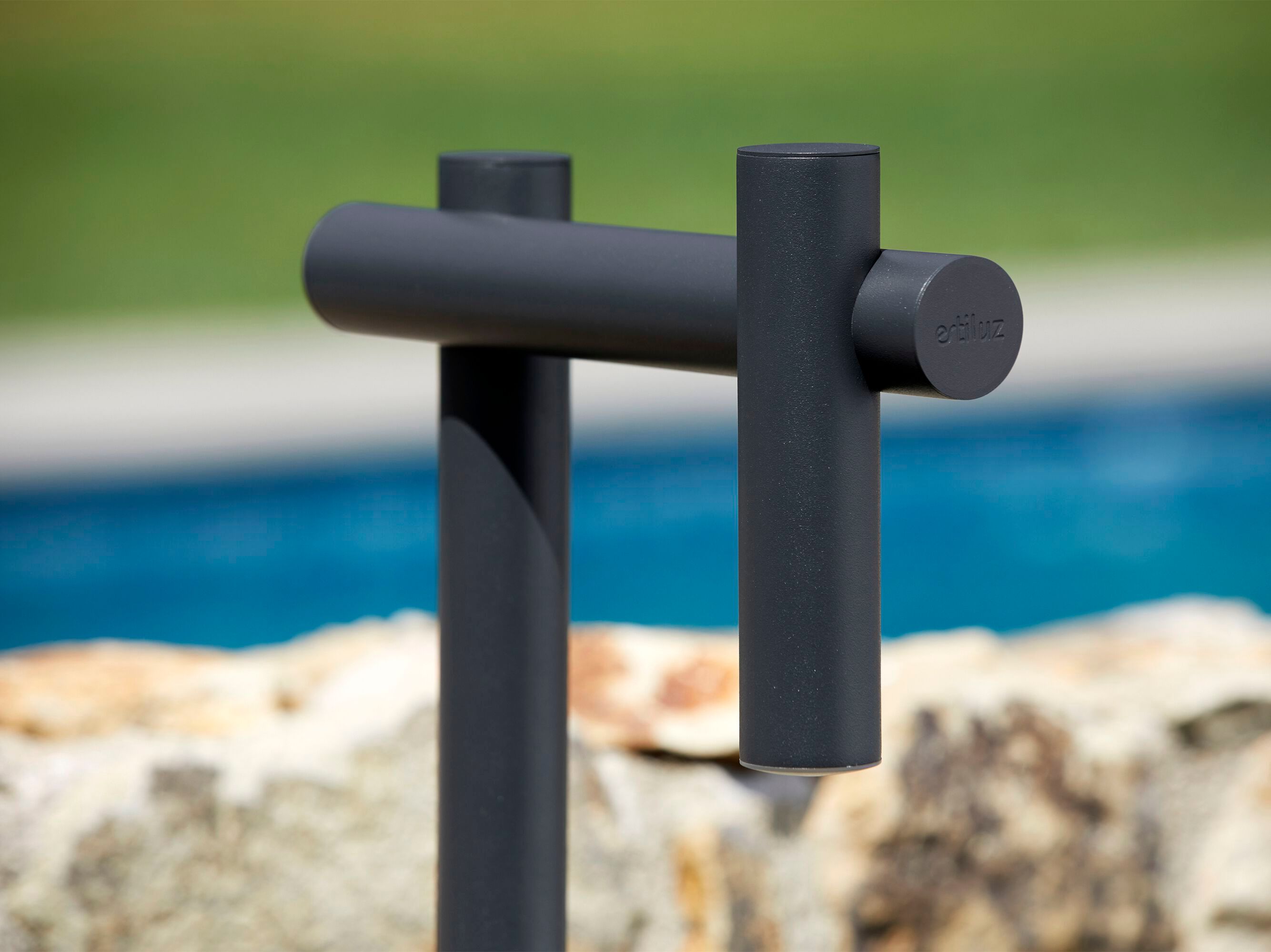 Металлическая напольная лампа Estiluz Tik ARCH-00007235 - Вид №2