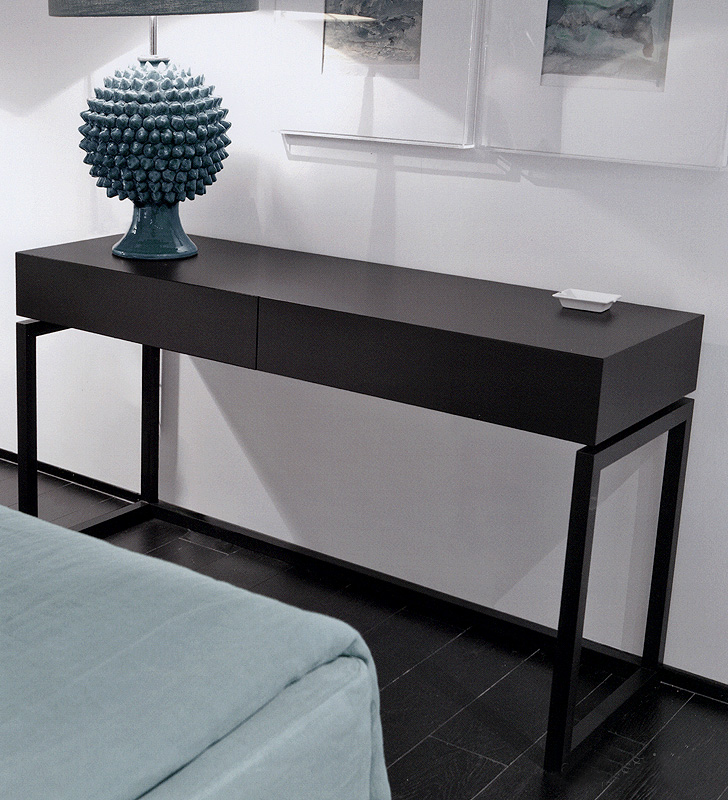 Письменный стол  SOFTHOUSE BYRON 02 