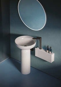 Керамическая полка для ванной комнаты