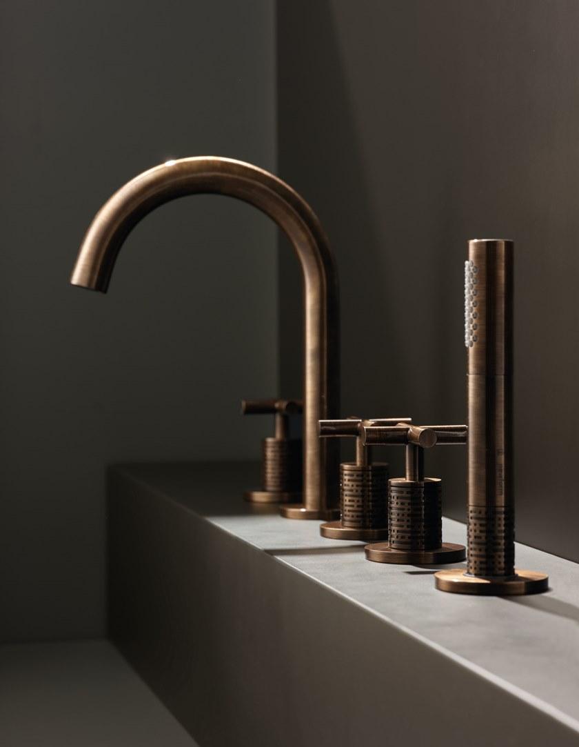 newform Смеситель для ванны на 5 отверстий с ручным душем Blink 70882c - 70982c - Вид №2