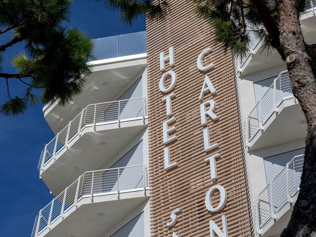 WPC Frangisole NATURinFORM ARCH-00003995