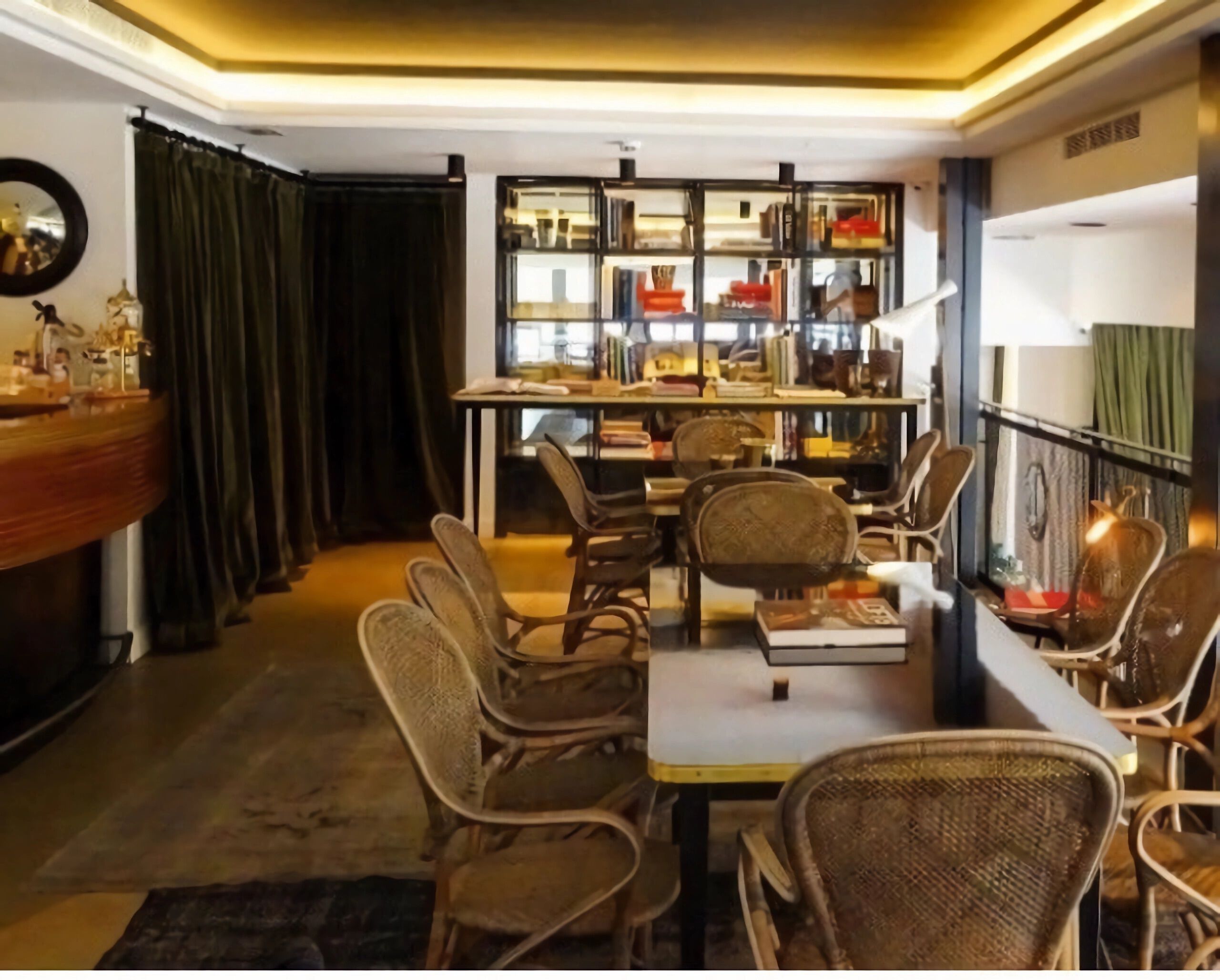 Прямоугольный стол Jover+Valls Antique Boutique-Juliet ARCH-00022095 - Вид №48