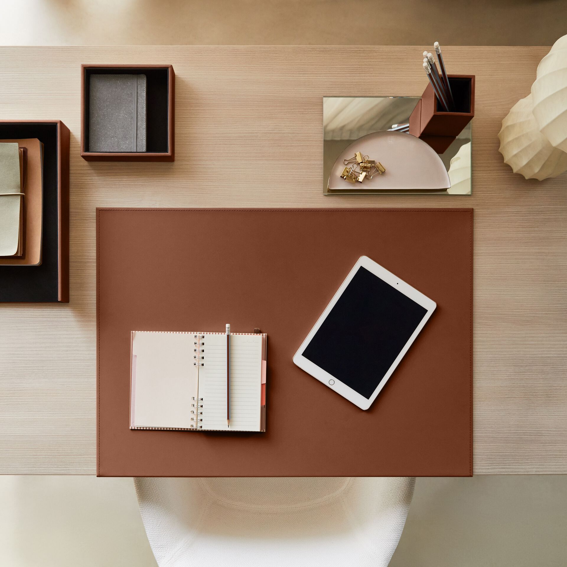 Подпушка из регенерированной кожи EGLOOH CALLIOPE ARCH-00008268 - Вид №1