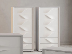 Деревянный комод