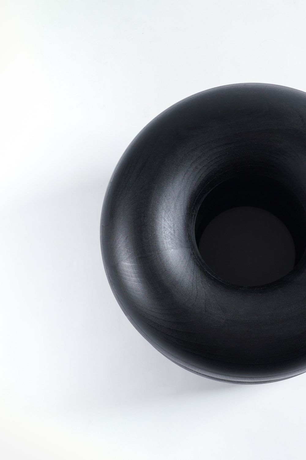 Деревянный низкий стул Movimento Gallery TIME OF ACTION 20-4 ARCH-00150709 - Вид №1