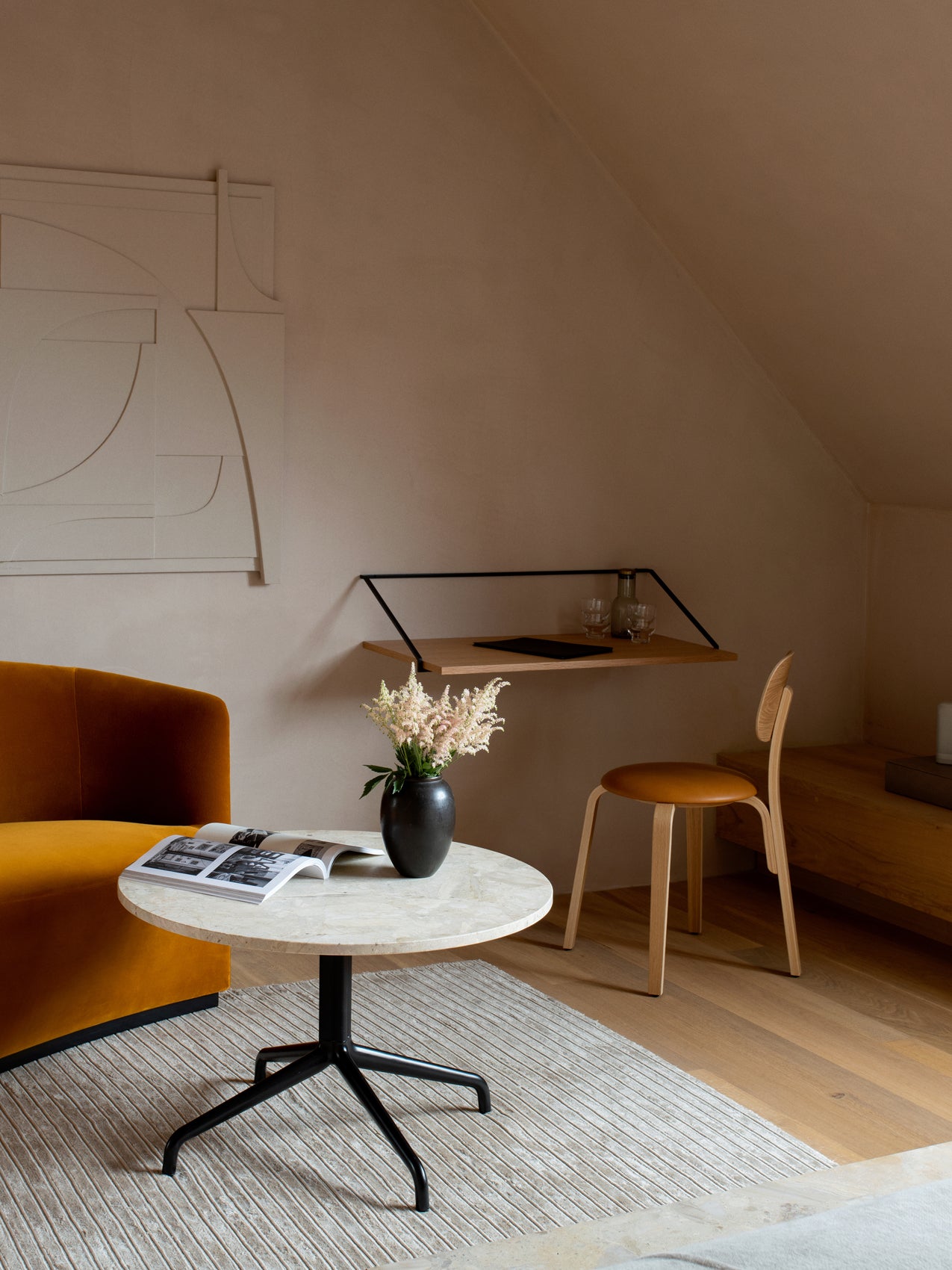 8355504-001H00ZZ Afteroom Plus, Обеденный стул на деревянной основе, обитый LuceLight  - Вид №4