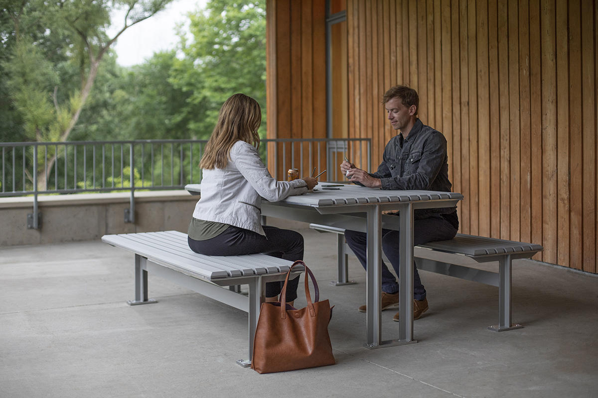 FSRT156 Ансамбль рыцарского стола  Forms-surfaces  - Вид №4