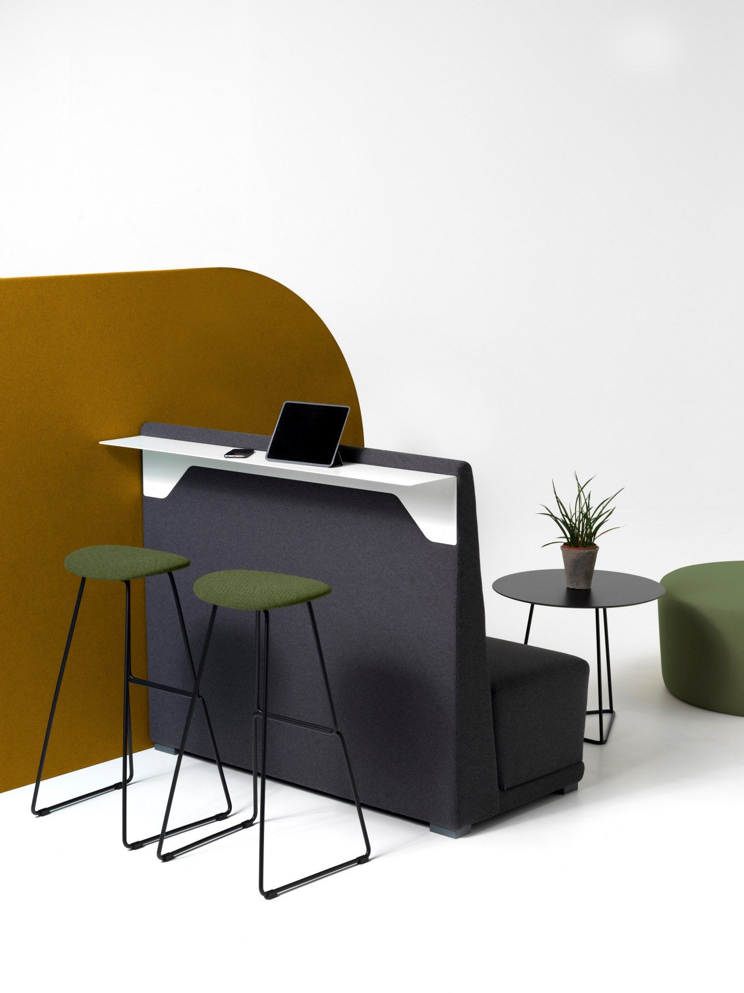 Стальной табурет с мягким сиденьем Diemme CHAT ARCH-00065753 - Вид №4