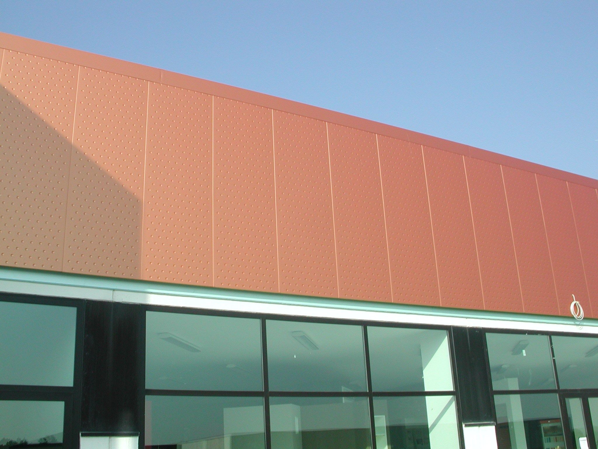 Изолированная металлическая панель для фасада ELCOM SYSTEM ТЕРМОПАРЕТЫ® ARCH-00037807 - Вид №161