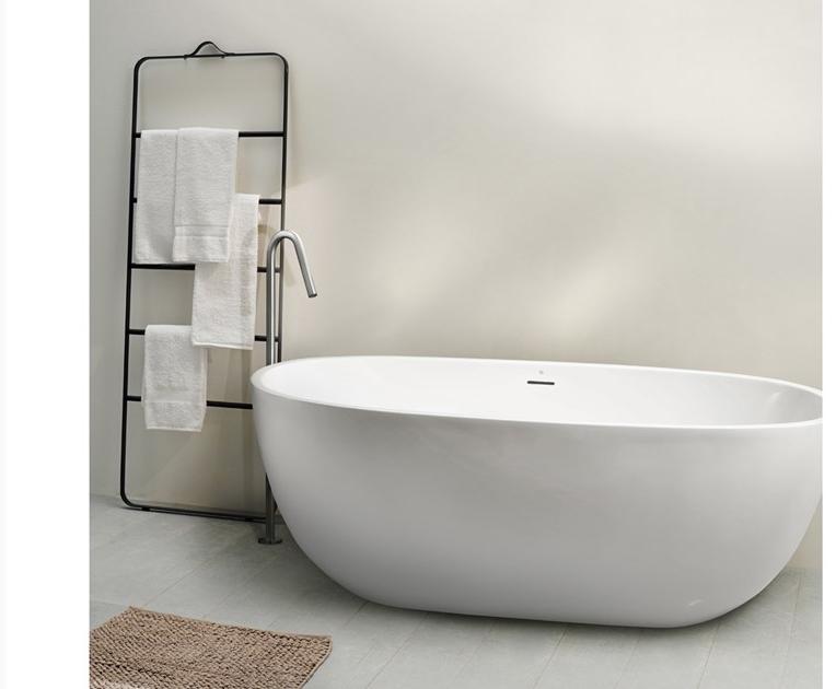 Blu Bathworks® Отдельностоящая овальная акриловая ванна Siena Bt8006b15 - Вид №3