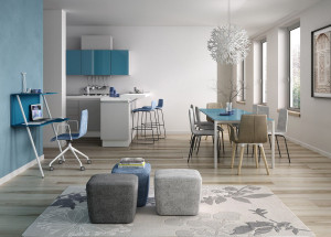 Съемный стул из дерева и ткани с подлокотниками