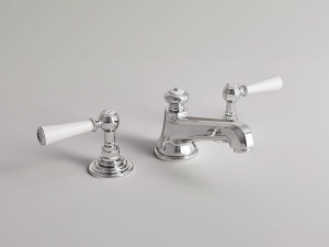 Смеситель для раковины с 3 отверстиями для пола с отдельными розетками